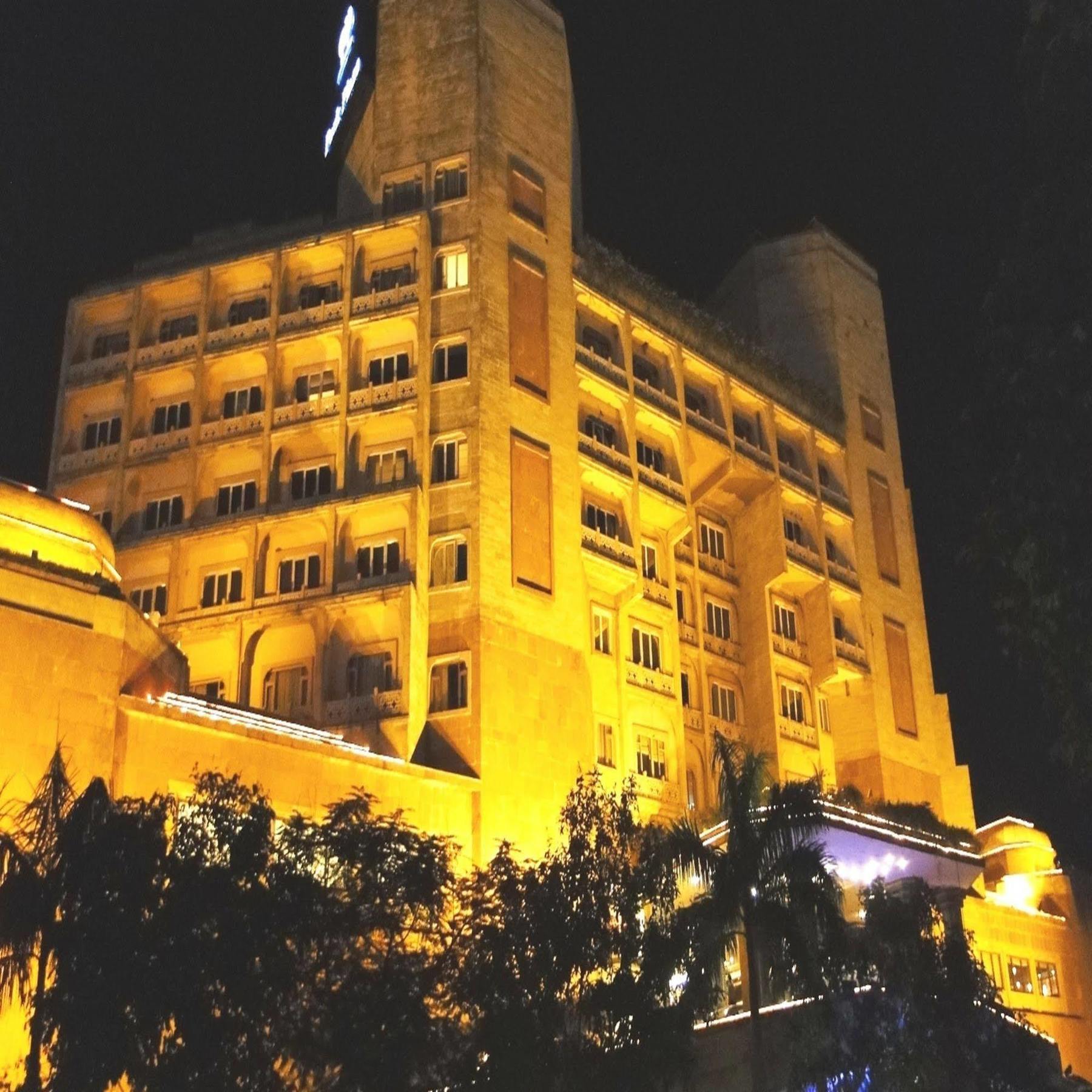 Hôtel Park Plaza, Ludhiana Extérieur photo